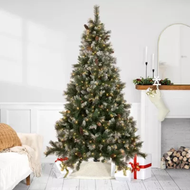 Northlight Snow Valley 7 1/2 Foot Pre-Lit Pine Christmas Tree