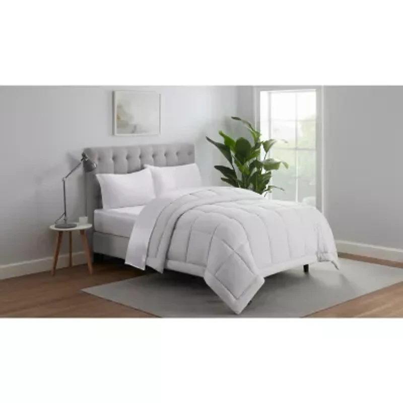 Serta® Comfort Sure Rest Midweight Down Alternative Comforter