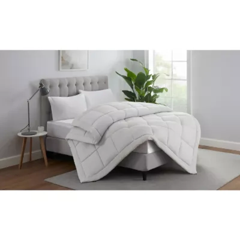 Serta® Comfort Sure Rest Midweight Down Alternative Comforter