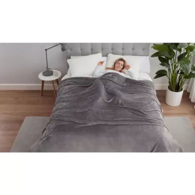 Serta® Hypoallergenic Midweight Blanket