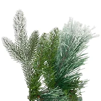 Northlight Real Touch™️ Flocked Calloway Fir With Berries - 24in - Unlit Wreath