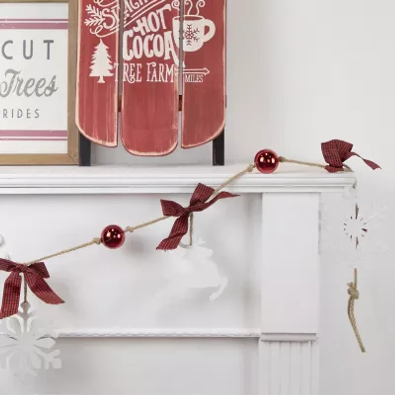 Northlight 4.25ft Snowflake And Reindeer With Ball - Unlit Christmas Indoor Garland
