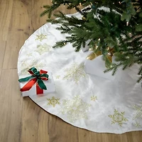 Northlight 48" Embroidered Snowflakes Indoor Tree Skirt