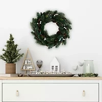 Northlight Green Pine Pinecone With Berries 14in Unlit Wreath