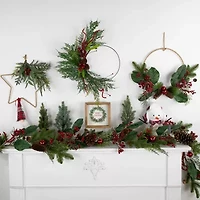 Northlight Red And Green Foliage Pinecones And Berries Artificial 17in Unlit Wreath