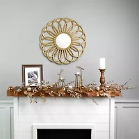 Northlight Glittered Mixed Leaves And Berries - 6ft X 9in - Unlit Christmas Indoor Garland