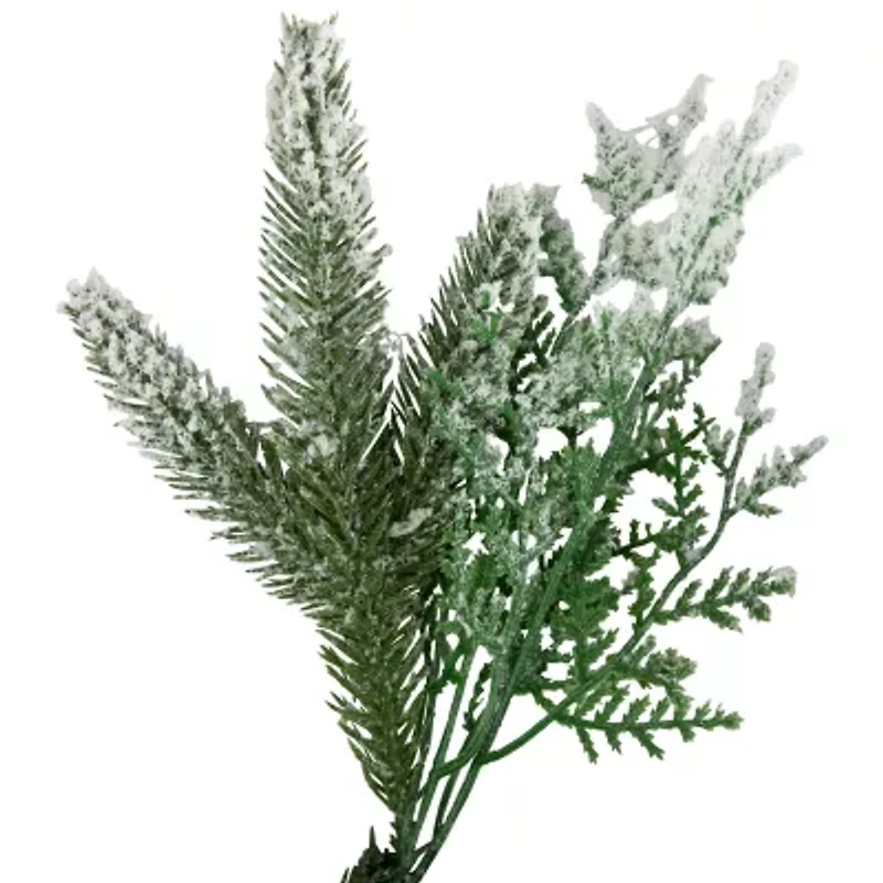 Northlight Flocked Wind River Fir With Berries - 24in - Unlit Wreath