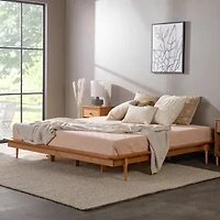 King Spindle Platform Bed