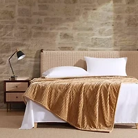 Eddie Bauer Mountain Valley Midweight Blanket