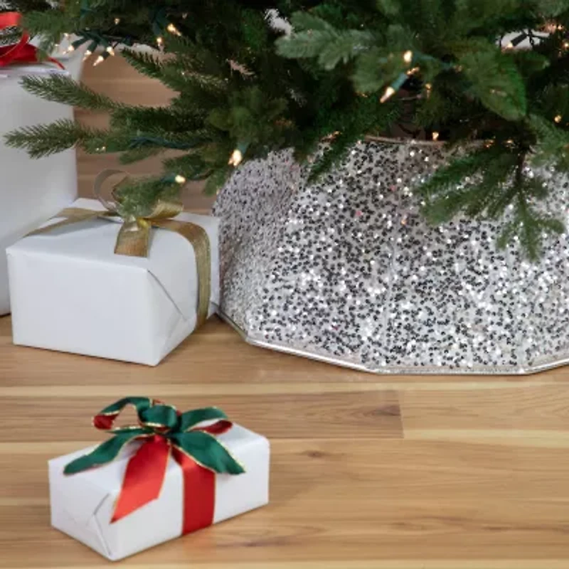 Northlight 26in Hexagonal Christmas Tree Collar