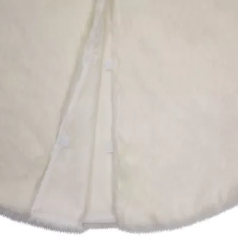 Northlight 48in Faux Polar Bear Fur Indoor Tree Skirt