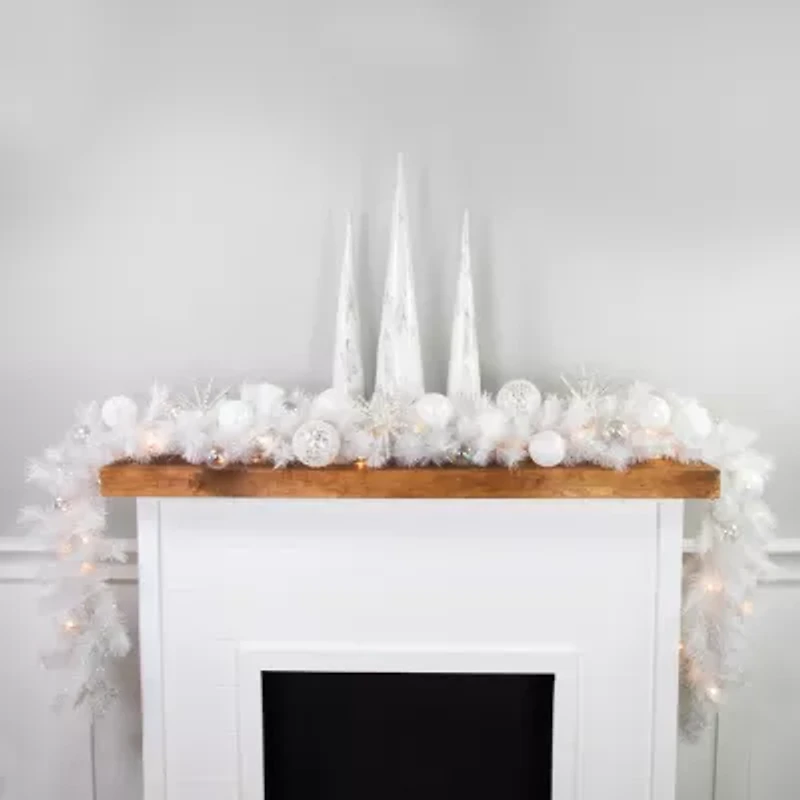 Northlight Alaskan Pine Pre-Lit Christmas Indoor Garland