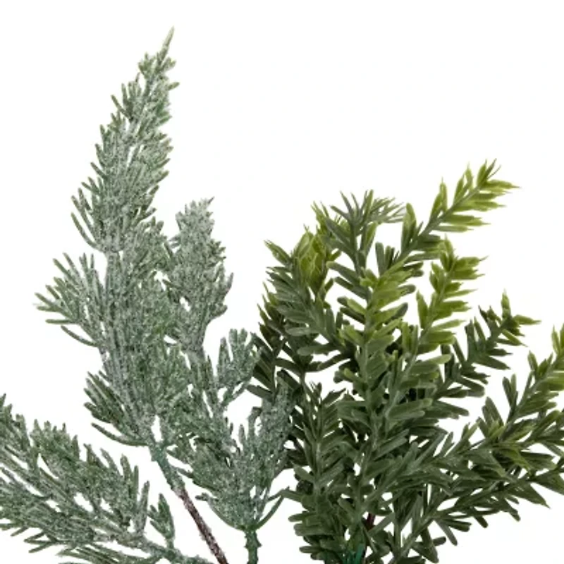 Northlight Pre-Ated Pine Christmas Indoor Garland