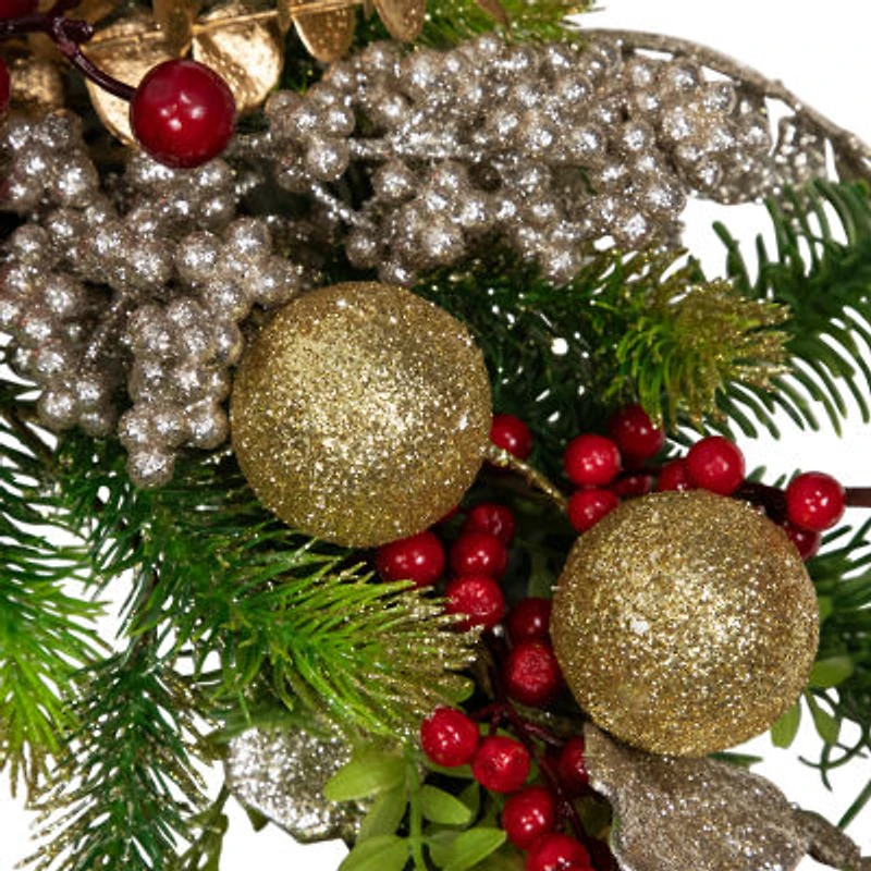 Northlight Glittered S And Berries Wreath
