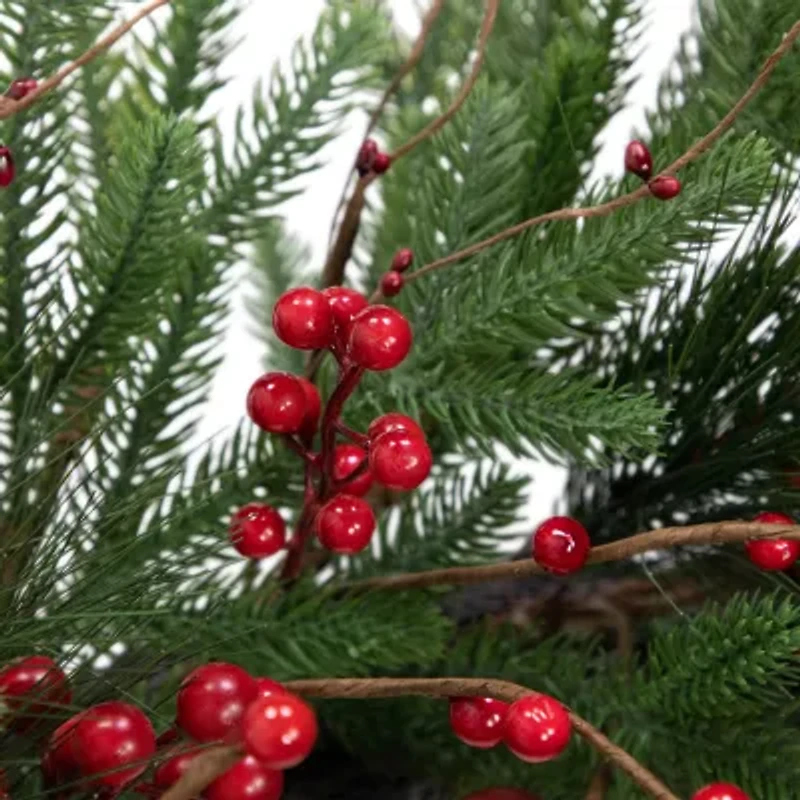 Northlight Red Berry And Pine Unlit Wreath