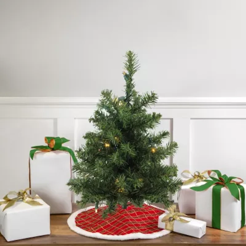 Northlight Medium Canadian Pine With Clear Led Lights 1 1/2 Feet Pre-Lit Pine Christmas Tree