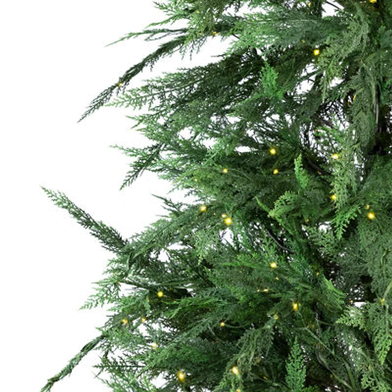 Northlight 7.5' Led Weeping Cedar 7 1/2 Foot Pre-Lit Cedar Christmas Tree