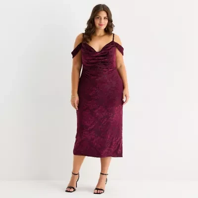 Premier Amour Womens Plus Short Sleeve Cold Shoulder Velvet Midi Sheath Dress