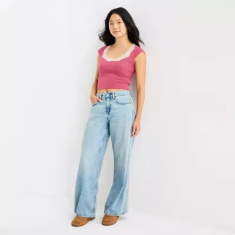 Arizona Womens Juniors Scoop Neck Short Sleeve T-Shirt