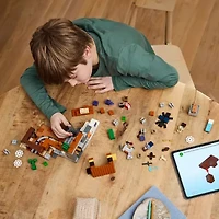LEGO® Minecraft® Badlands Minesha Building Blocks 538-pc.