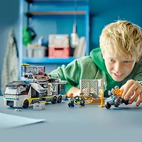 LEGO® Friends Crime Lab Truck 60418 Building Blocks 674-pc.