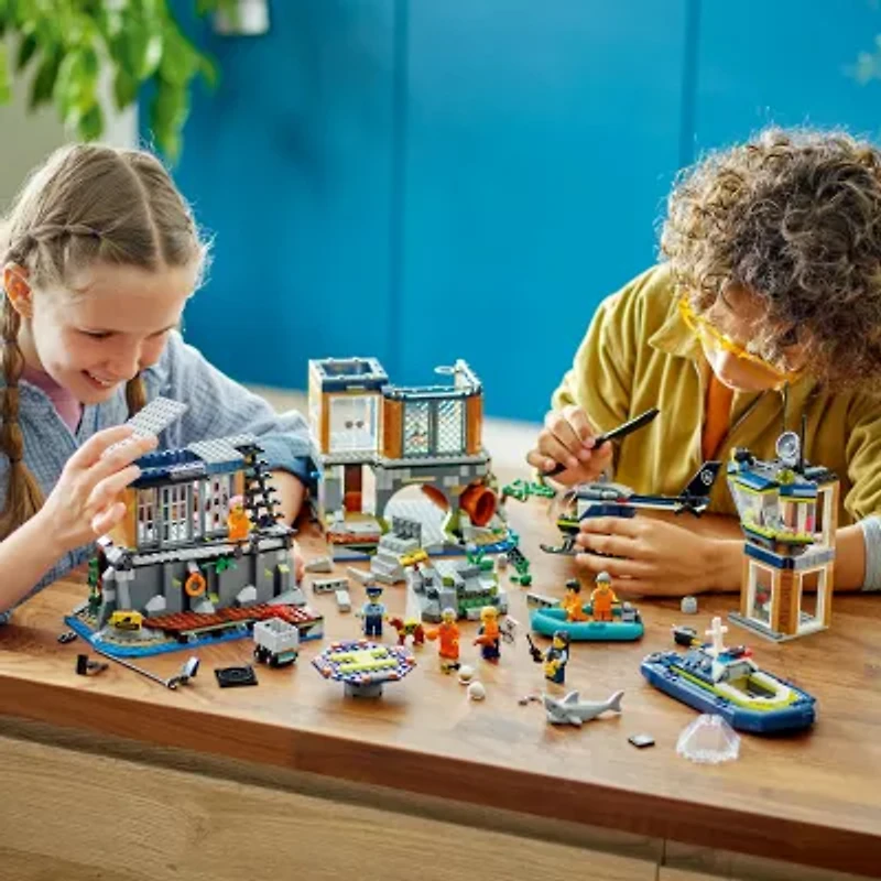 LEGO® City Prison Island Building Blocks 980-pc.