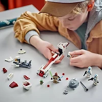 LEGO® Star Wars™ Speeder Escape Building Blocks 221-pc.