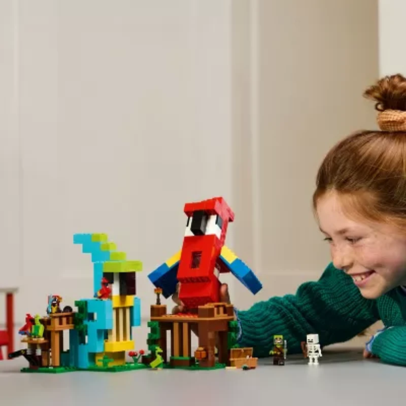 LEGO® Minecraft® Parrot Houses Building Blocks 535-pc.