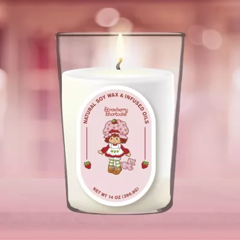 Courtside Market Strawberry Shortcake 14 Oz Raspberry Tart Pill Shape Scented Jar Candle