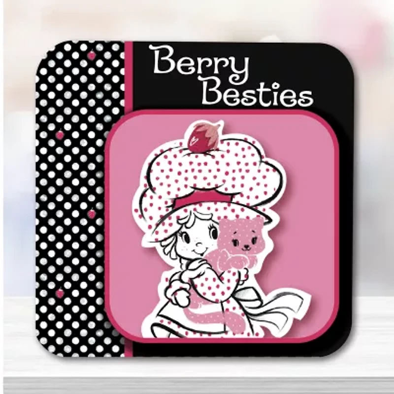 Courtside Market Strawberry Shortcake 20 Oz Valentine Candy Dish Scented Jar Candle