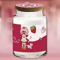 Courtside Market Strawberry Shortcake 26 Oz Wave Scented Jar Candle