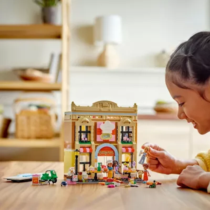 LEGO® Friends Cooking School Building Blocks 896-pc.