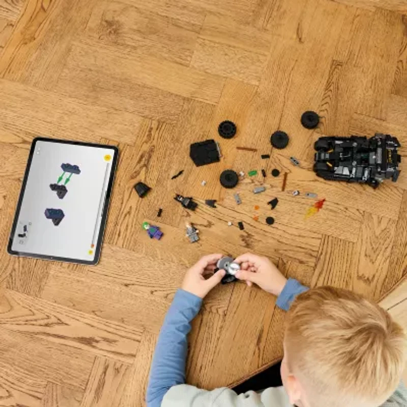 LEGO® Batman™ Tumbler Building Blocks 429-pc.