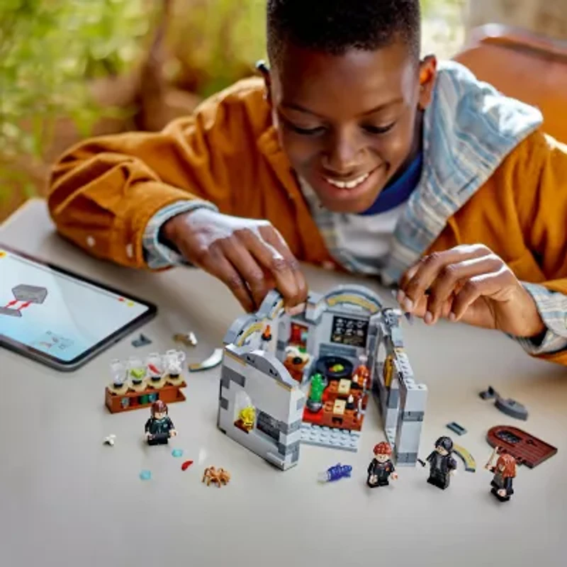 LEGO® Harry Potter™ Castle Potion Building Blocks 397-pc.