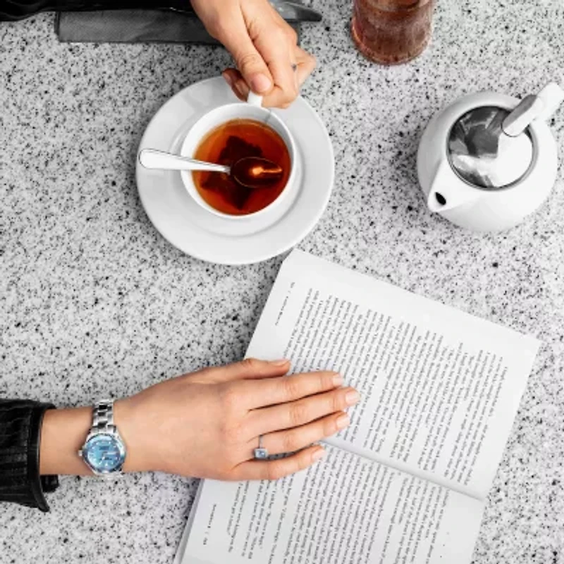 Stuhrling Womens Silver Tone Stainless Steel Bracelet Watch 3950l 3