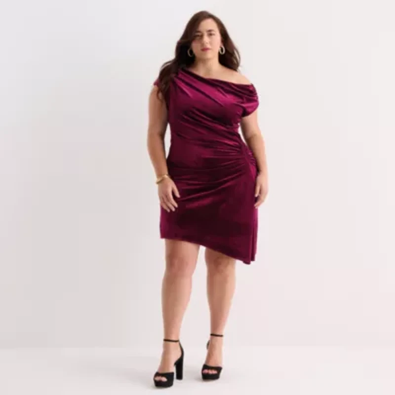 Premier Amour Womens Plus One Shoulder Short Sleeve Velvet Fit + Flare Dress