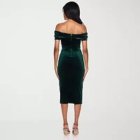 Premier Amour Womens Off The Shoulder Short Sleeve Velvet Sheath Dress