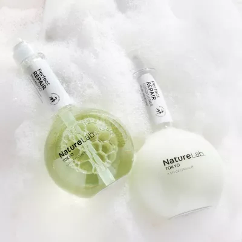 Naturelab. Tokyo Perfect Repair Shampoo
