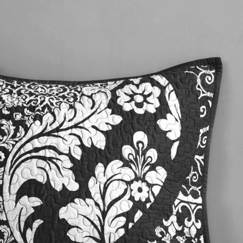 Madison Park Marcella 6-Pc Printed Cotton Quilt Set With Throw Pillows