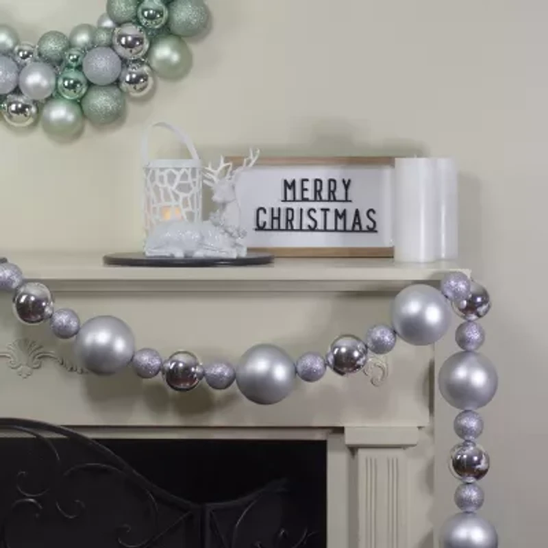 Northlight Shatterproof Ball 3-Finish Christmas Indoor Garland