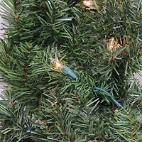 Northlight Canadian Pine With Clear Lights Wreath