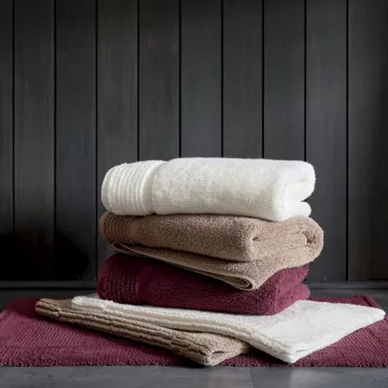 Bearpaw Bath Towel