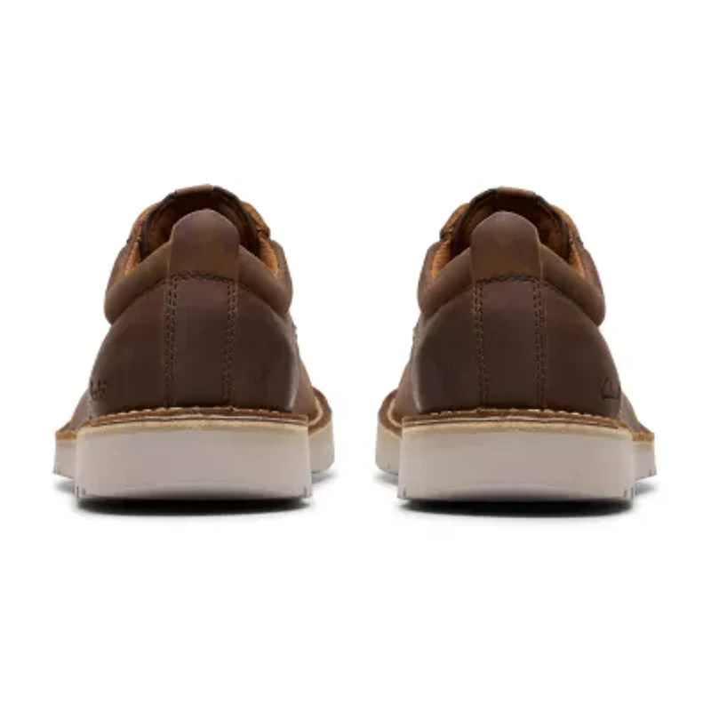 Clarks Eastridge Mens Moc Closed Toe Oxford Shoes