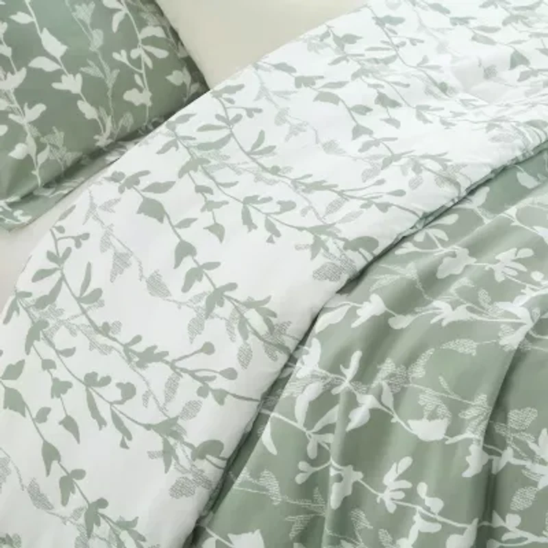 Stratford Park Marissa Leaves Easy Care Comforter Set