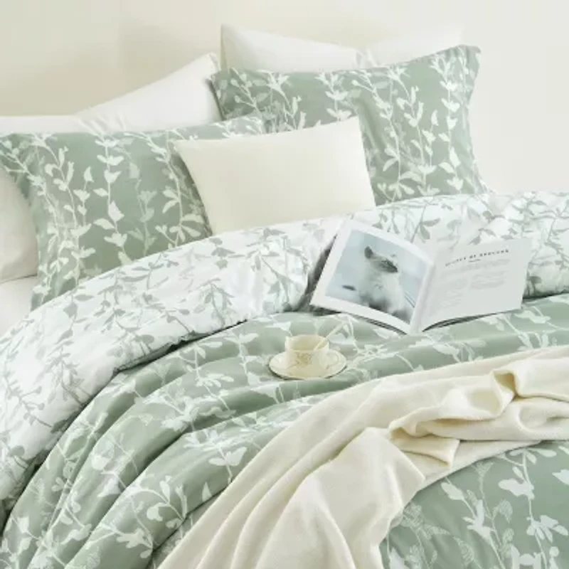 Stratford Park Marissa Leaves Easy Care Comforter Set