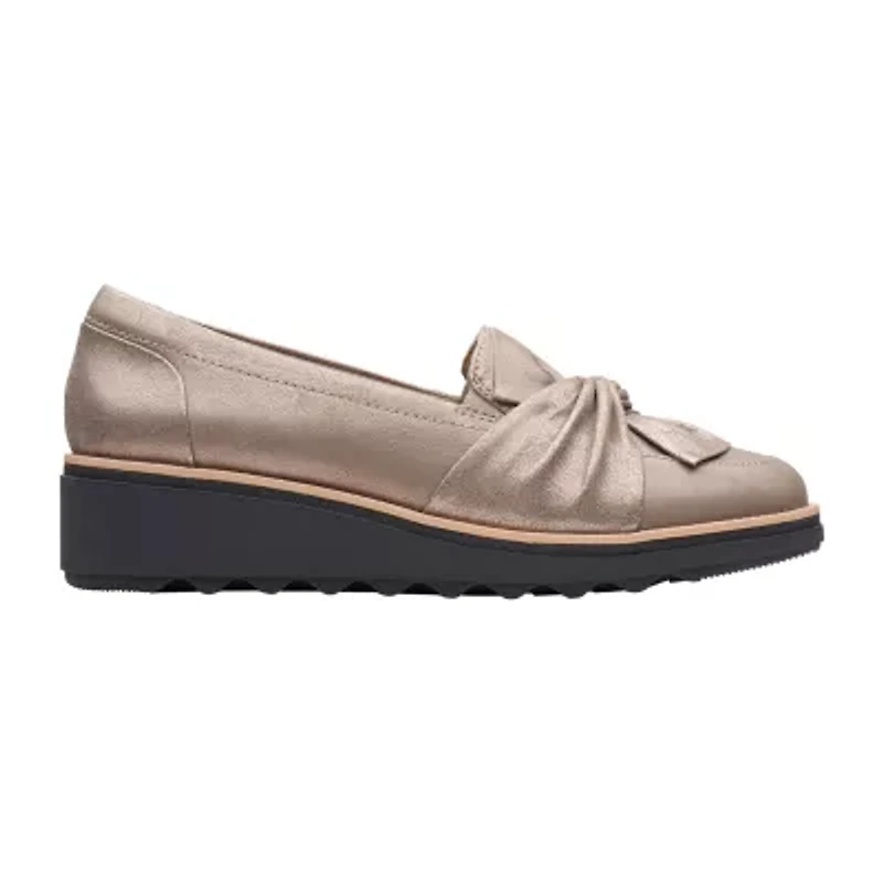 Clarks Womens Sharon Dasher Closed Toe Slip-On Shoe