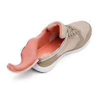 Friendly Excursion Womens Wide Width Sneakers