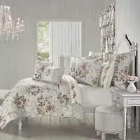 Royal Court Chablis Floral Quilt Set