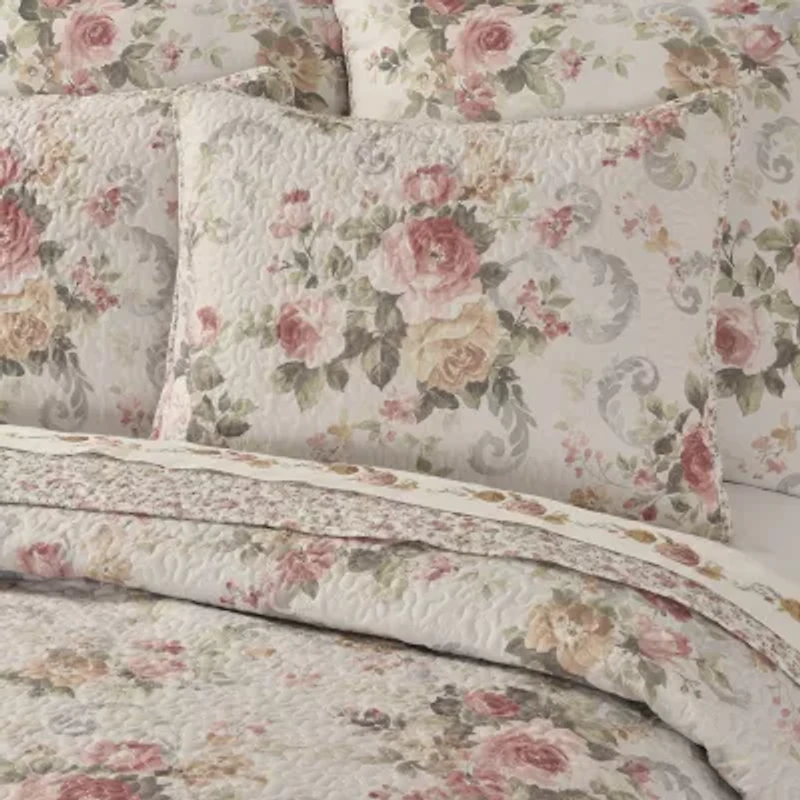 Royal Court Chablis Floral Quilt Set