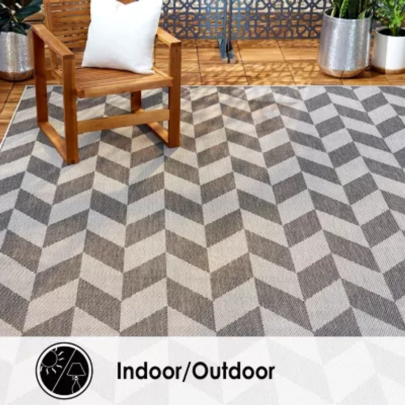Nicole Miller Patio Country Calla Geometric Loomed Rectangular Outdoor Area Rug